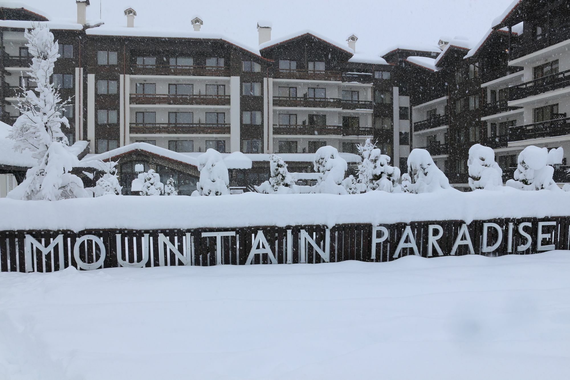 Mountain Paradise By The Walnut Trees Bansko Exterior photo
